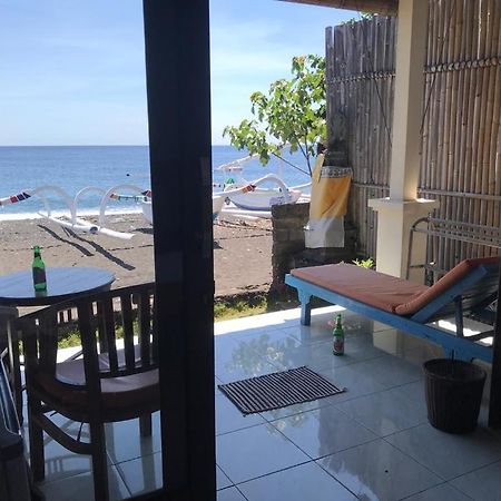 Tambun Sari Beach Homestay Amed Buitenkant foto